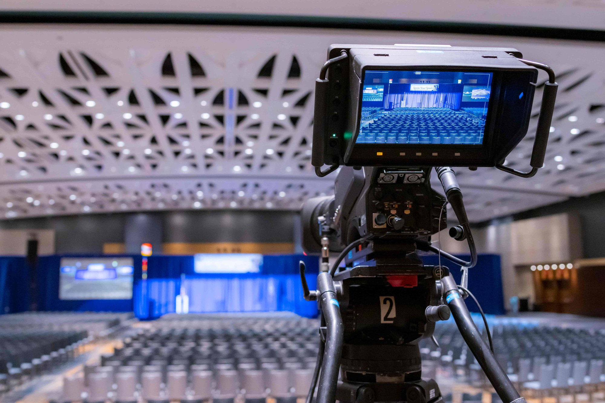 camera with i-mag and stage on screen